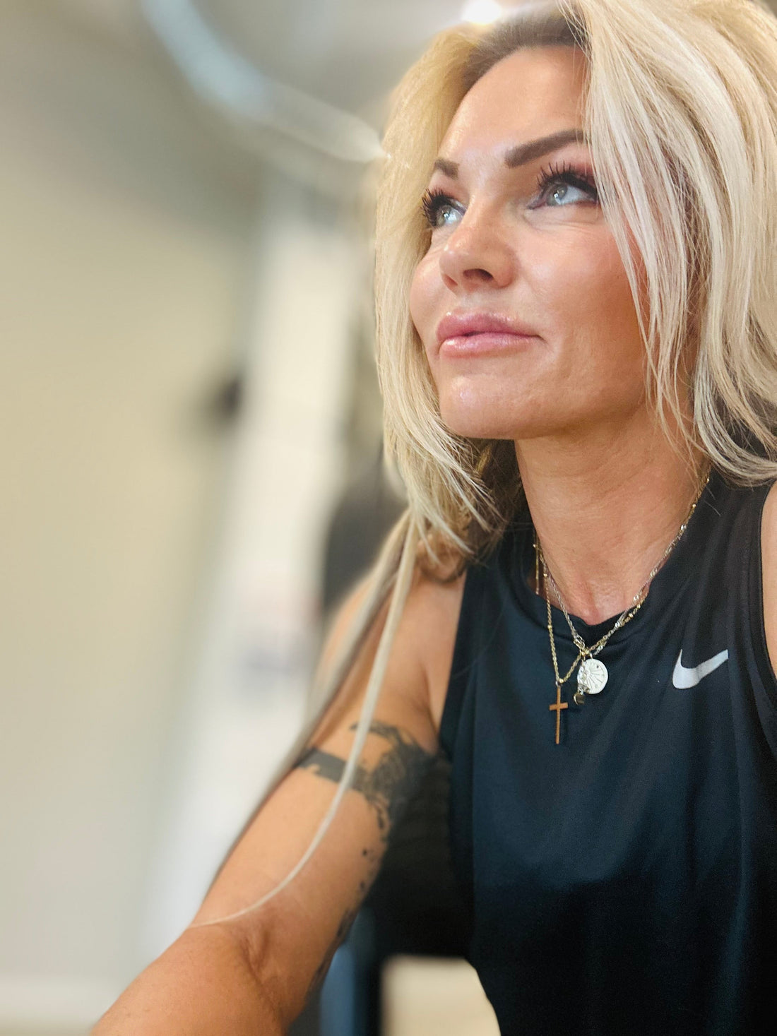 Ser vi feilene først – eller menneskene som faktisk prøver? - Tinora AS